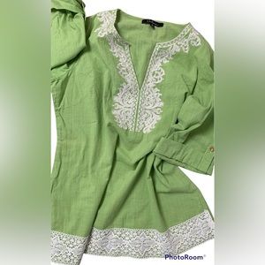 Caleoas, Green Tunic, Size Medium